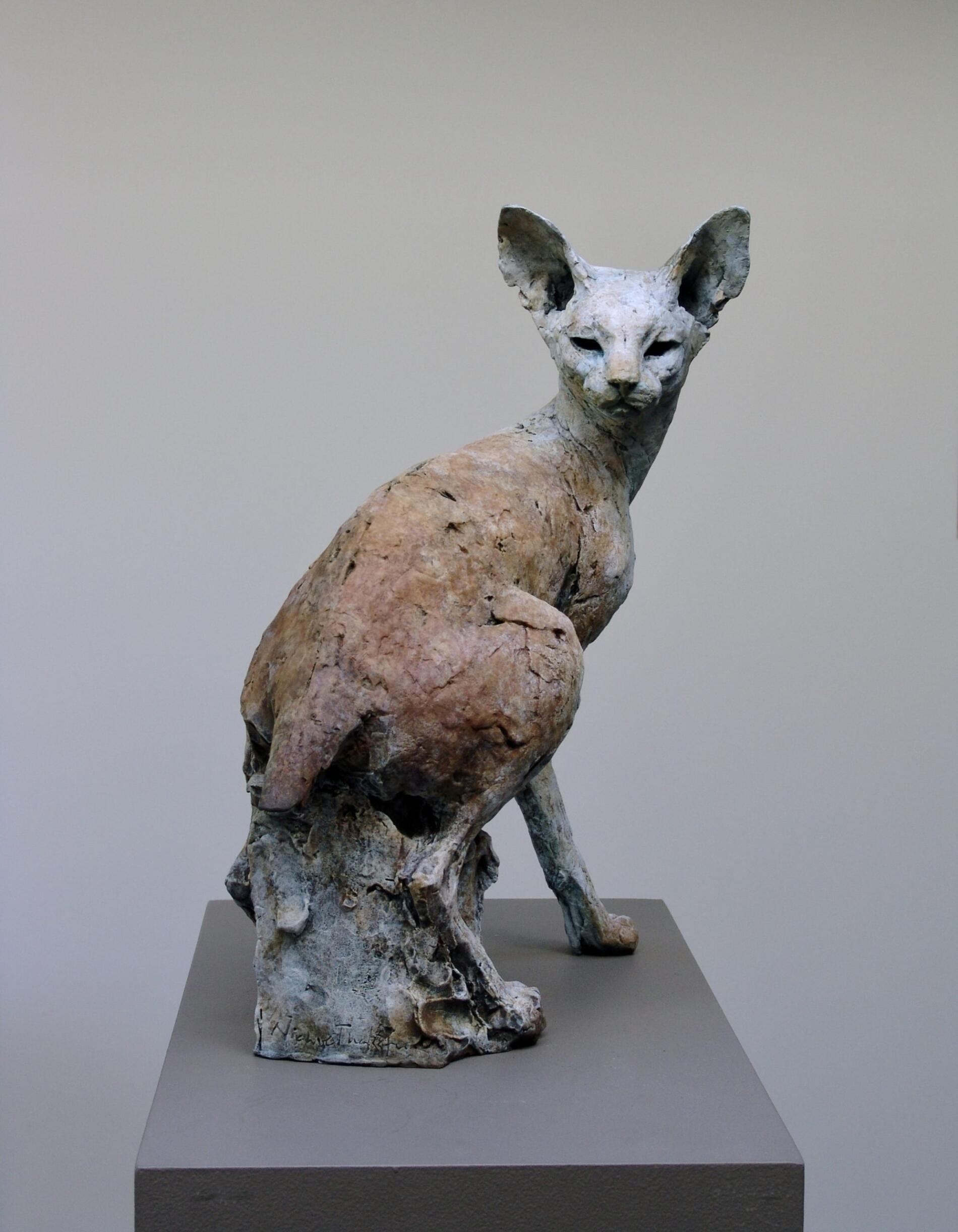 Bastet escultura en bronce Nichola Theakston