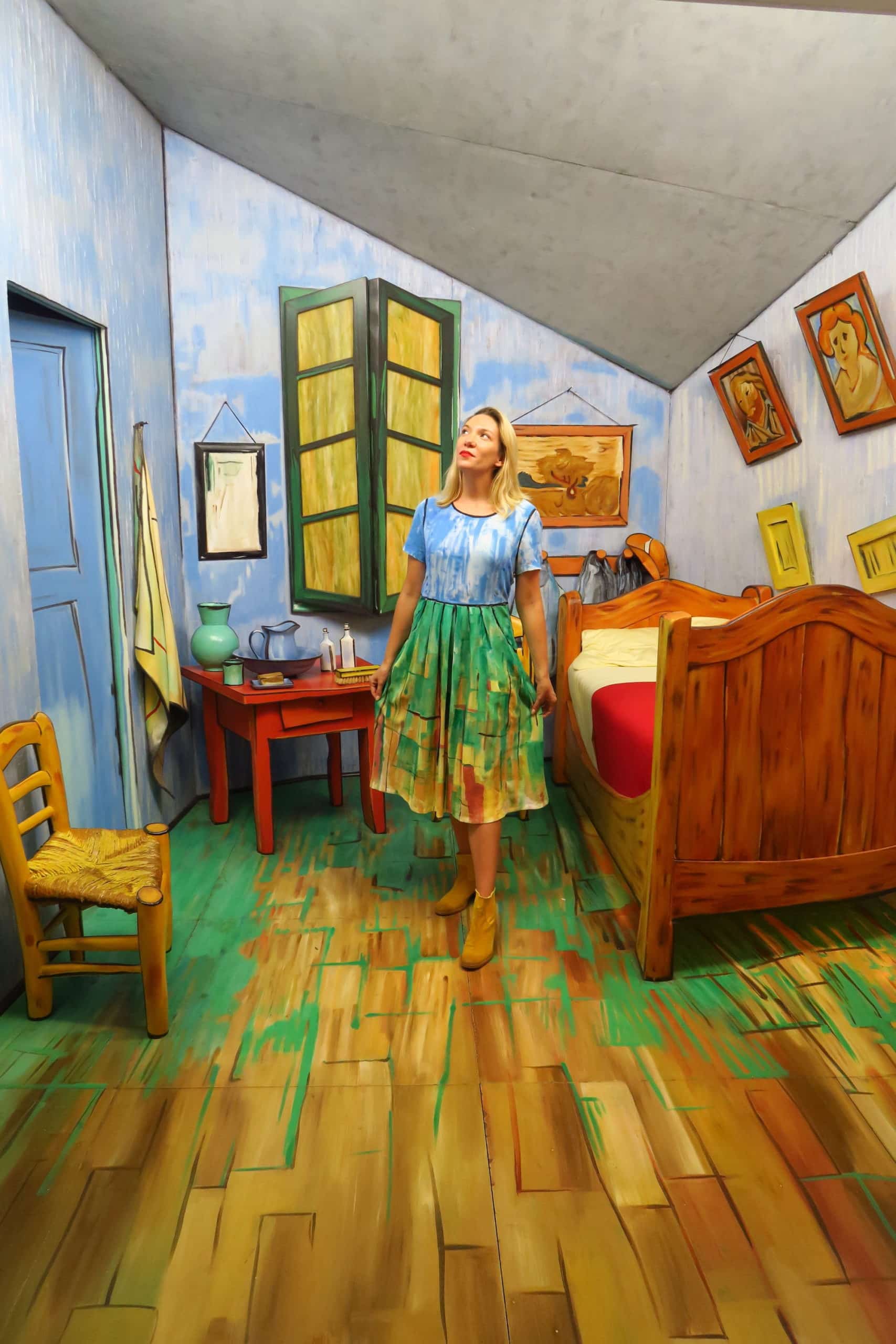 Dress inspired by Seward Johnson, Welcome Home (2014) at Grounds for Sculpture. Image by Will Sealy