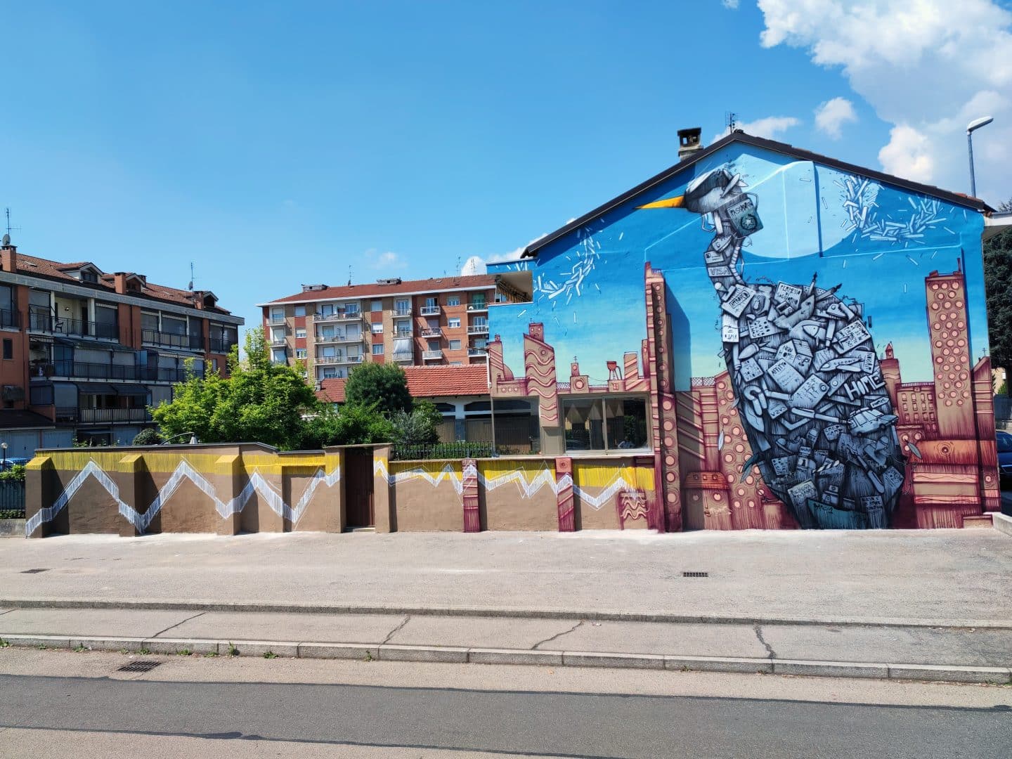 mr fijodor murales critica social emigrantes lado
