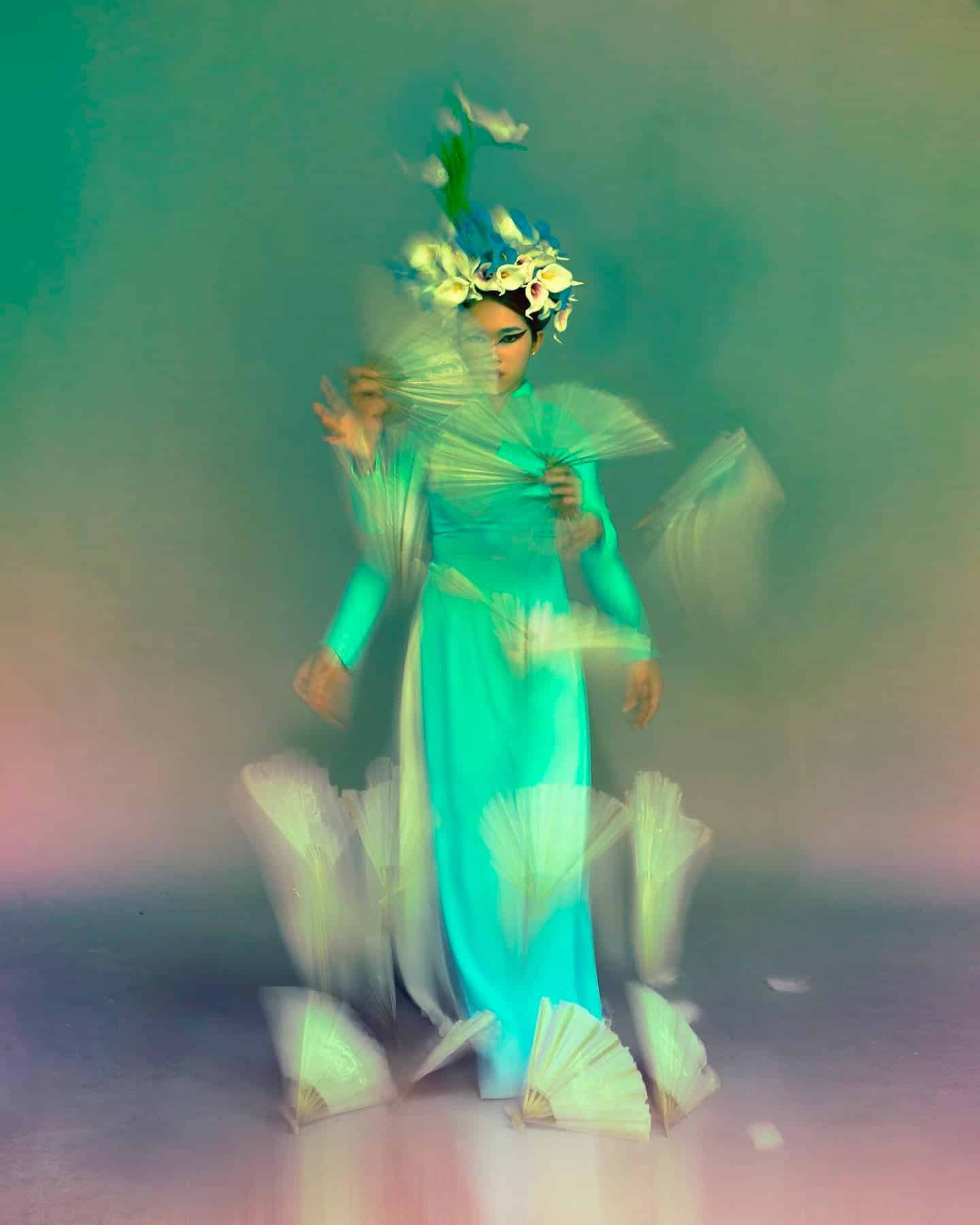 Chiron Duong fotografia de moda Ao Dai emotiva