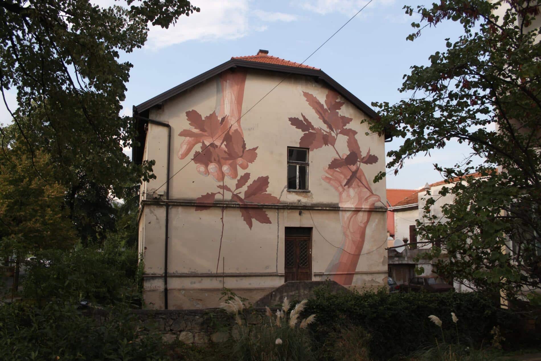 taquenS Hold the oak, be a tree for the trees,Mostar