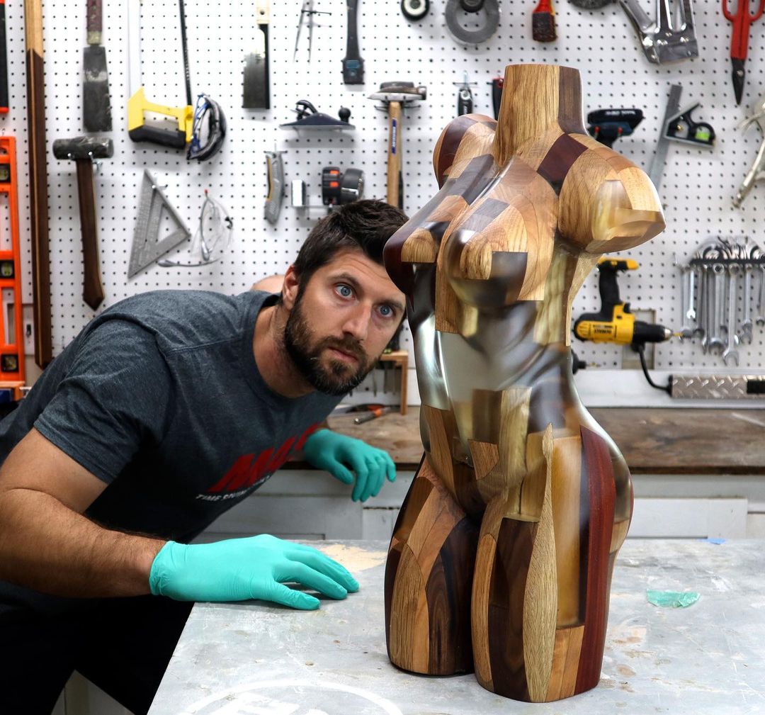 Blake Mcfarland JUGADOR DE BEISBOL ARTISTA ESCULTURAS
