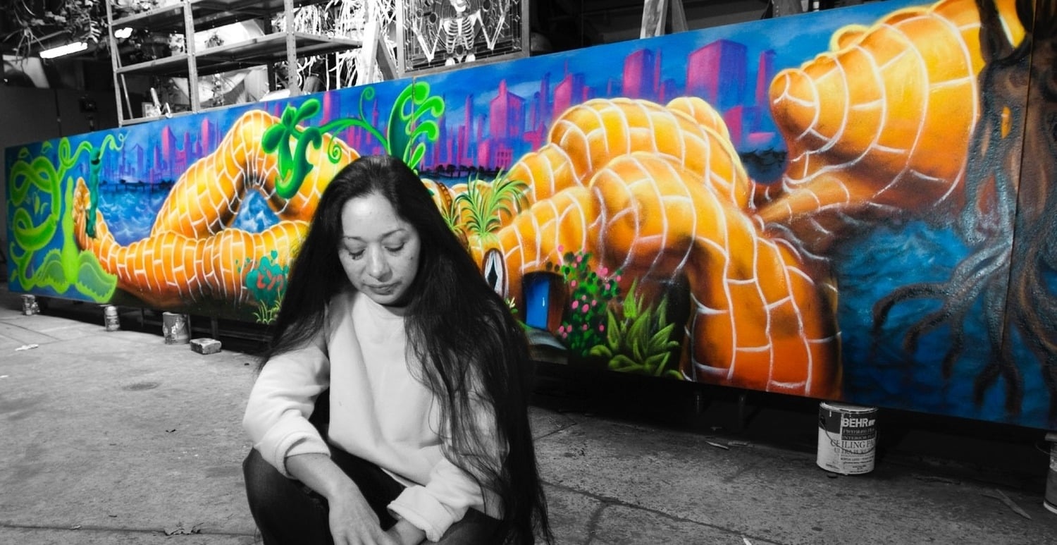 LADY LADY PINK MURAL TORTUGSA
