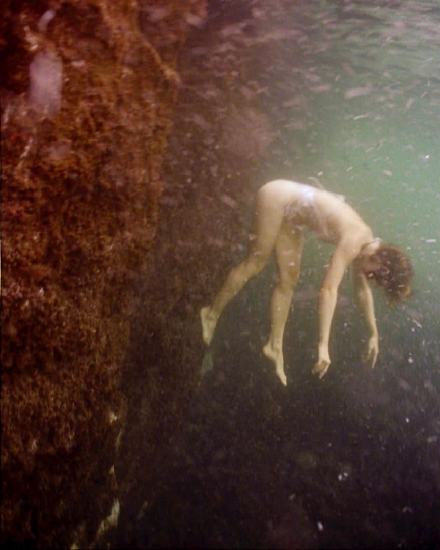 FREDERIC AGIUS FOTOGRAFIA AGUA FLOTANDO