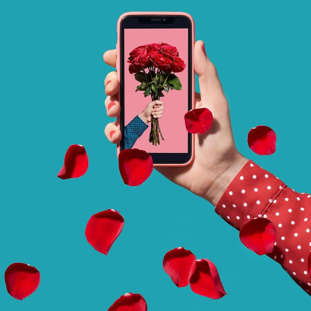 Margeaux Walter movil rosas