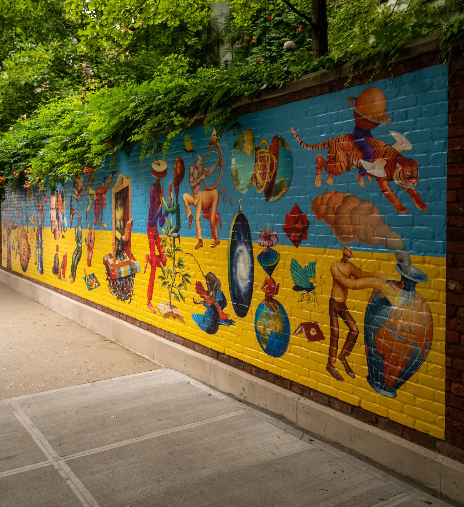 WAONE From Legend to Discovery Photo by Mike Vitelli courtesy of Sapar Contemporary and The Standard, East Village