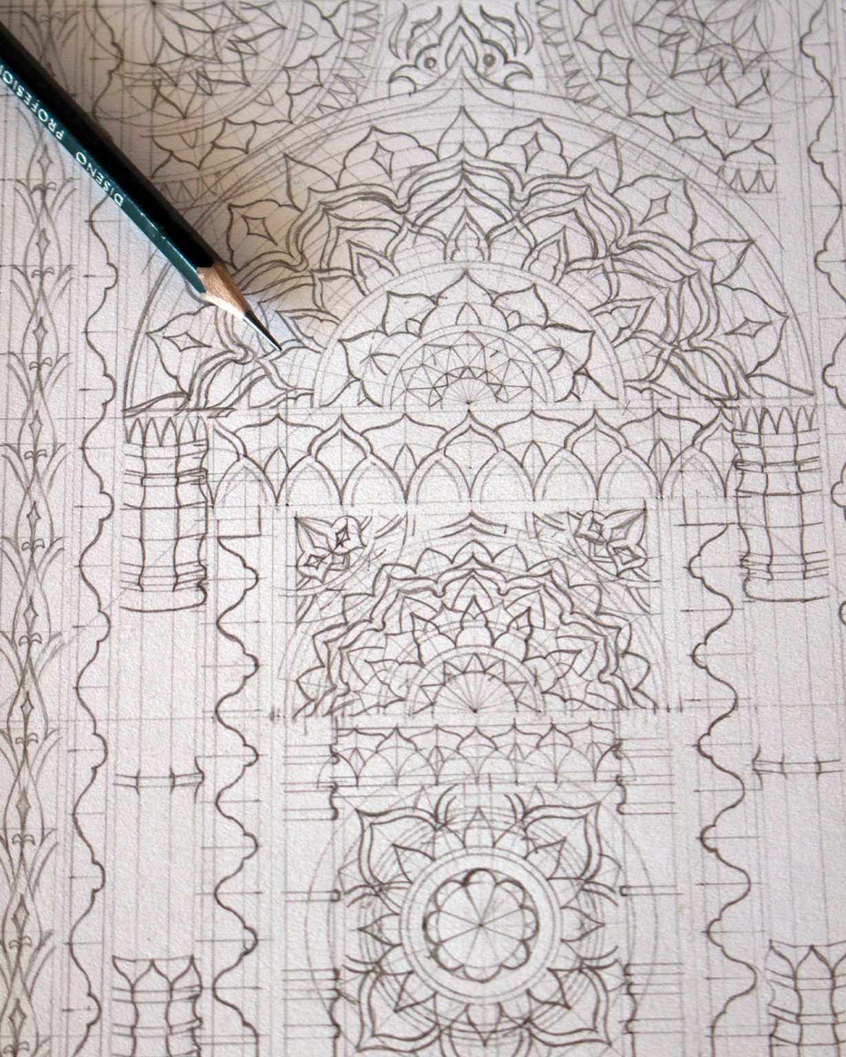 korven geometria compas y grafito mandala boceto