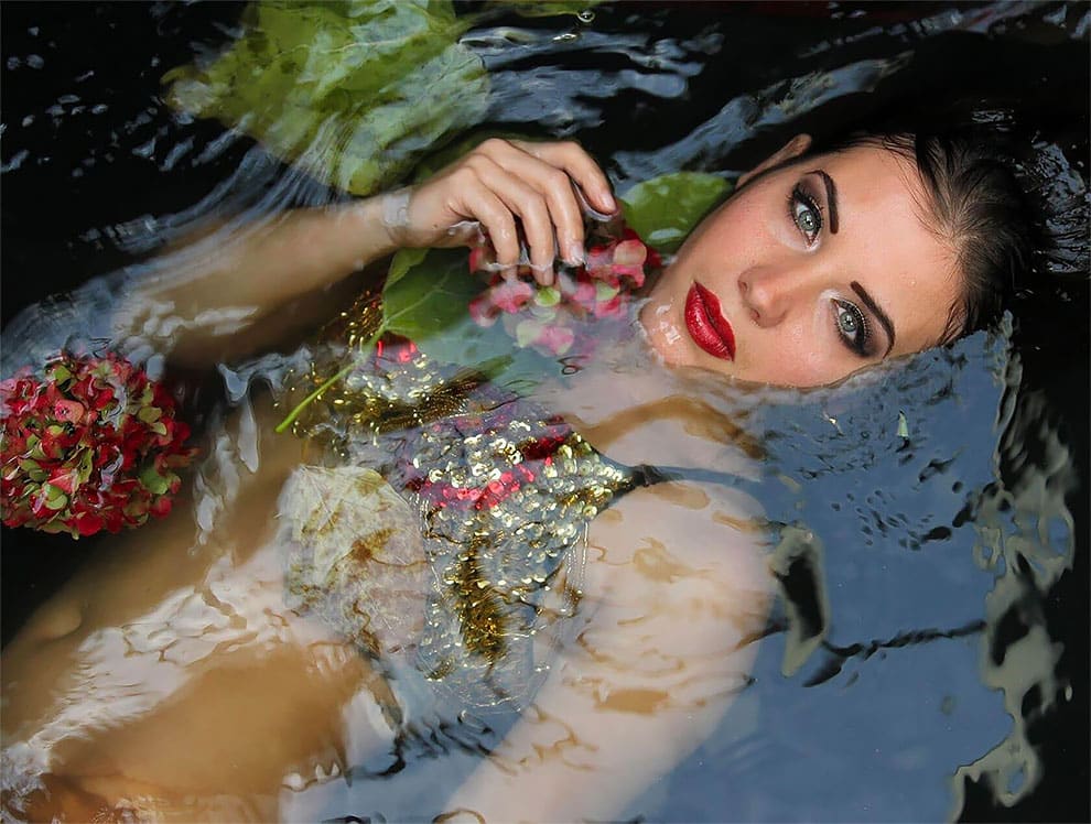 Christiane Vleugels pintura hiperealista agua