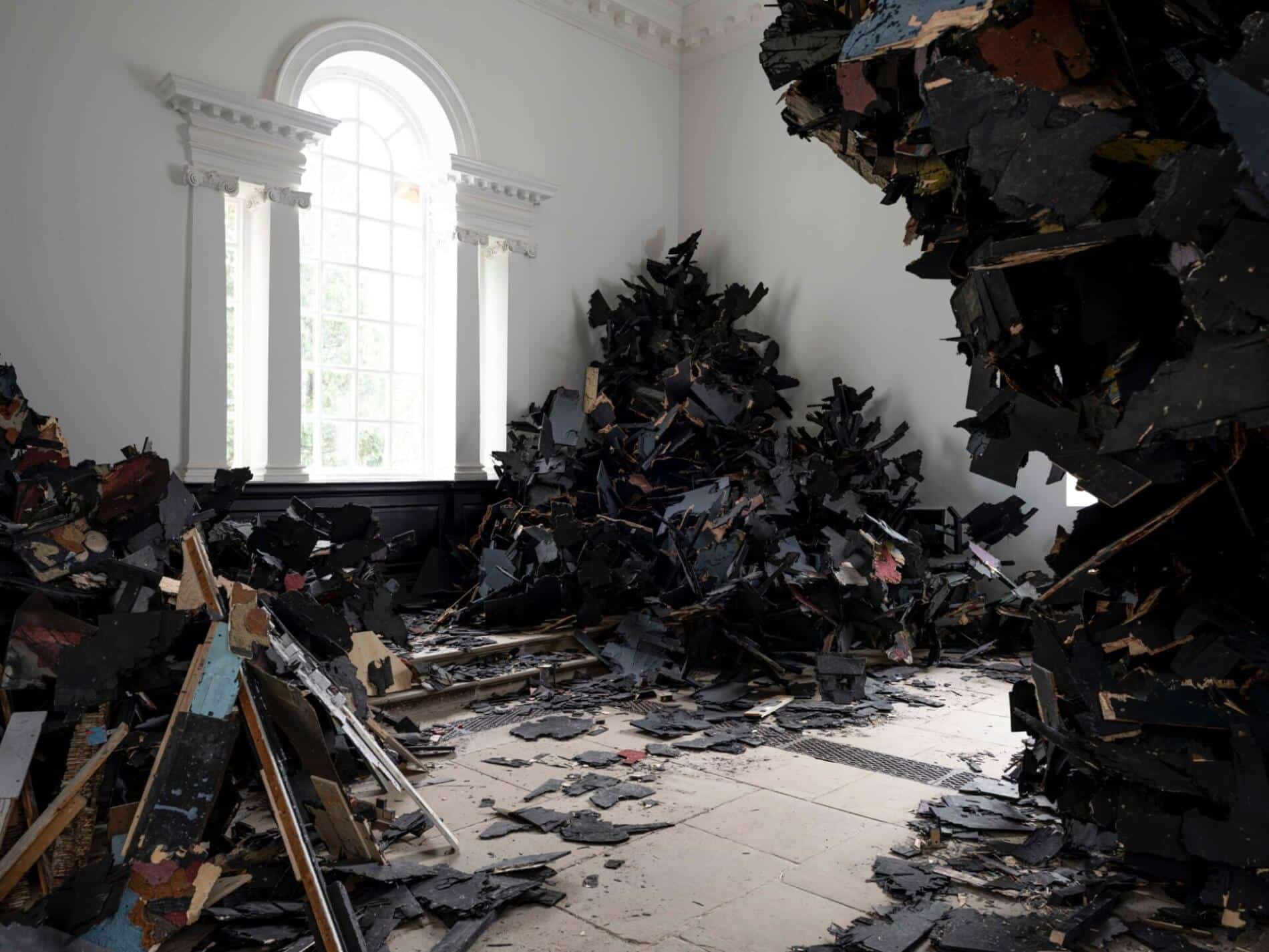 Leonardo Drew instalacion numero 3