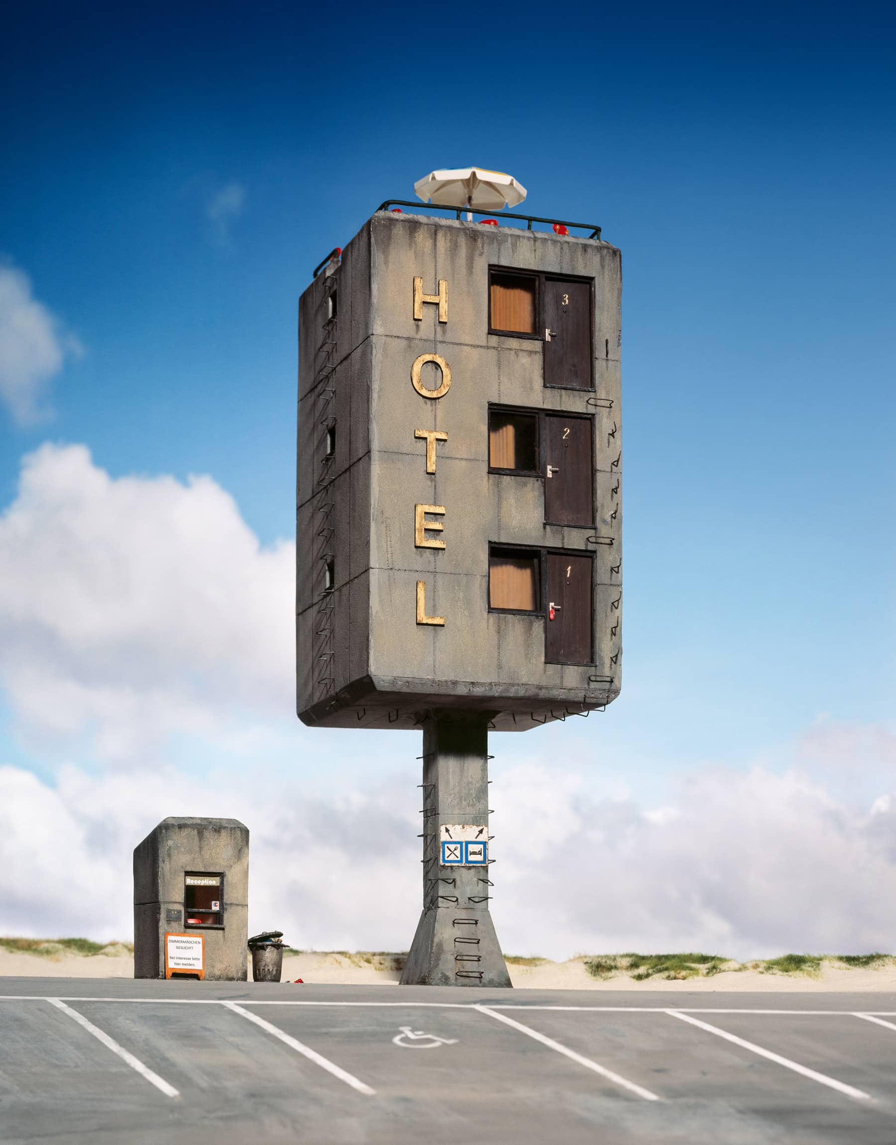 Tom Buchanan OUT OF THE BOX HOTEL