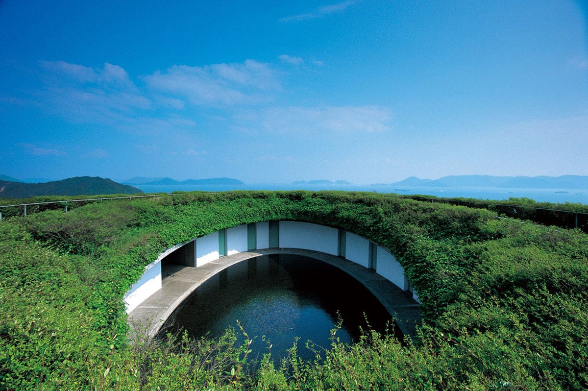 TADAO ANDO ARQUITECTUIRA MINIMNALISTA PUENTE