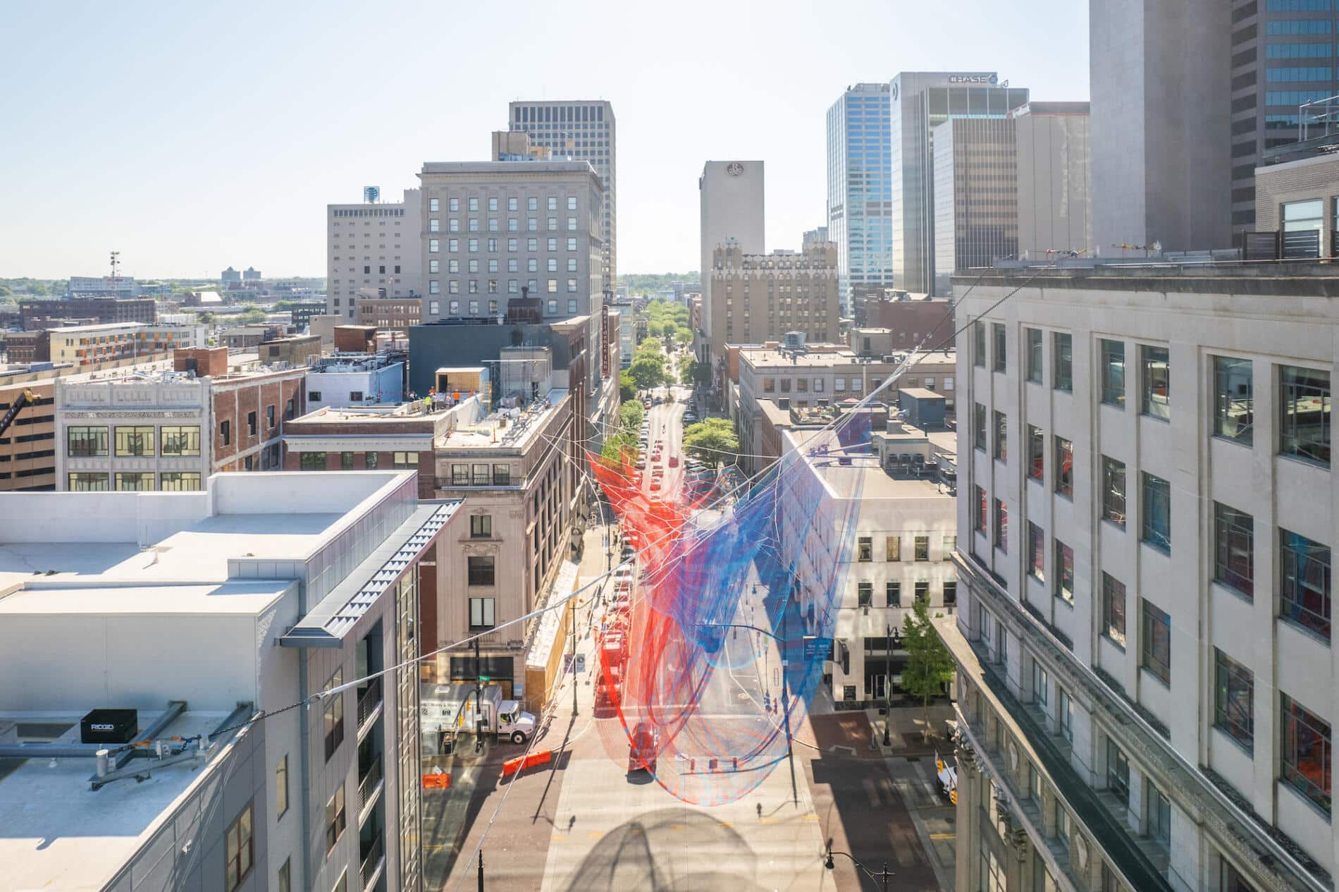 Janet Echelman esculturas obra urbana
