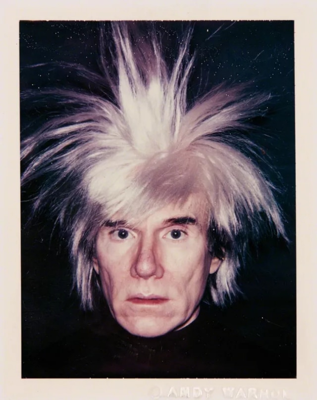 AUTORETRATOS DE WARHOL POLAROIDS