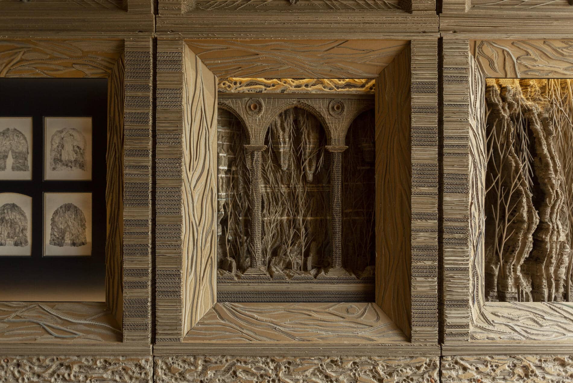EVA JOSPIN CARTON GALLERIA
