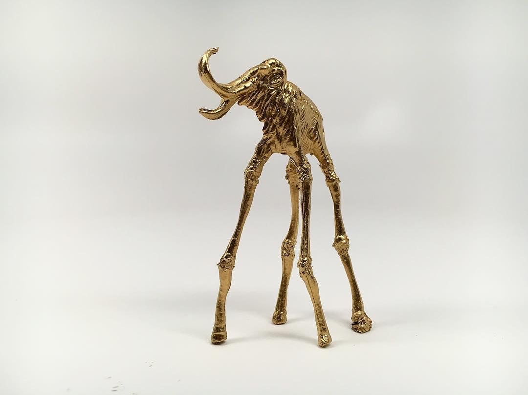 Joshua Goode escuturas civilizacion inventada elefante