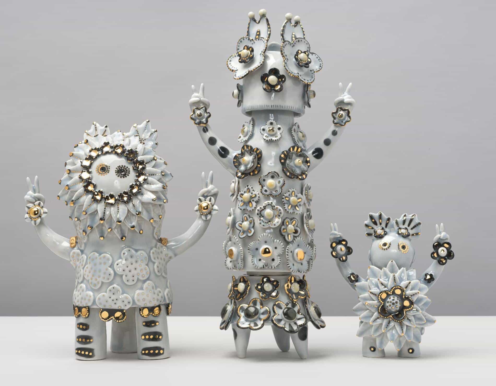 Vipoo Srivilisa porcelana enduring unity
