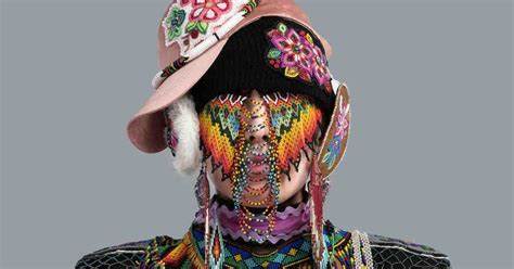 DANA CLAXTON RETRATOS FACE