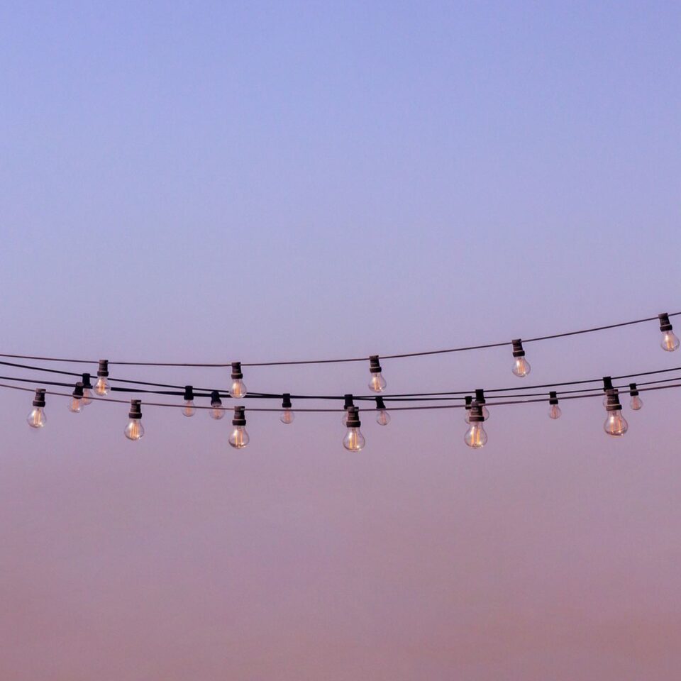 Marcus Cederberg fotografia minimalista bombillos