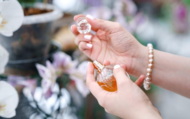 Imagen de botella de perfume